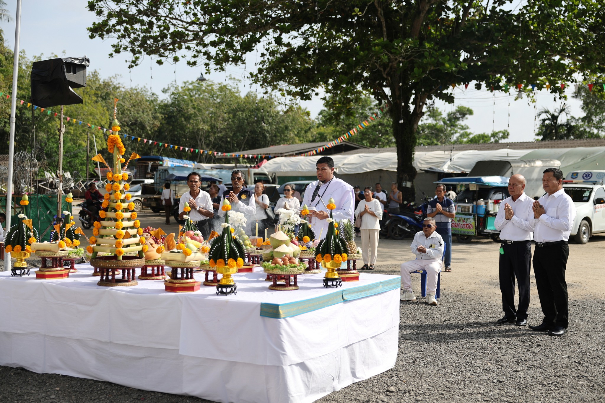 วันอังคารที่ 12 พฤศจิกายน พ.ศ. 2568 เวลา 09.00 น.ที่ผ่านมา 
นายระพี อินทร์วิเศษ นายกองค์การบริหารส่วนตำบลบางดี ได้เข้าร่วมพิธีฉลองตราตั้งเจ้าอาวาสวัดบางดี พระอธิการวีระ เขมปญฺโญ 
และพิธีบวงสรวงสิ่ง​ศักดิ์​สิทธิ์งานบุญยกช่อฟ้าอุโบสถวัดบางดี
ณ วัดบางดี  ตำบลบาง​ดี​ อำเภอ​ห้วยยอด​ จังหวัดตรัง